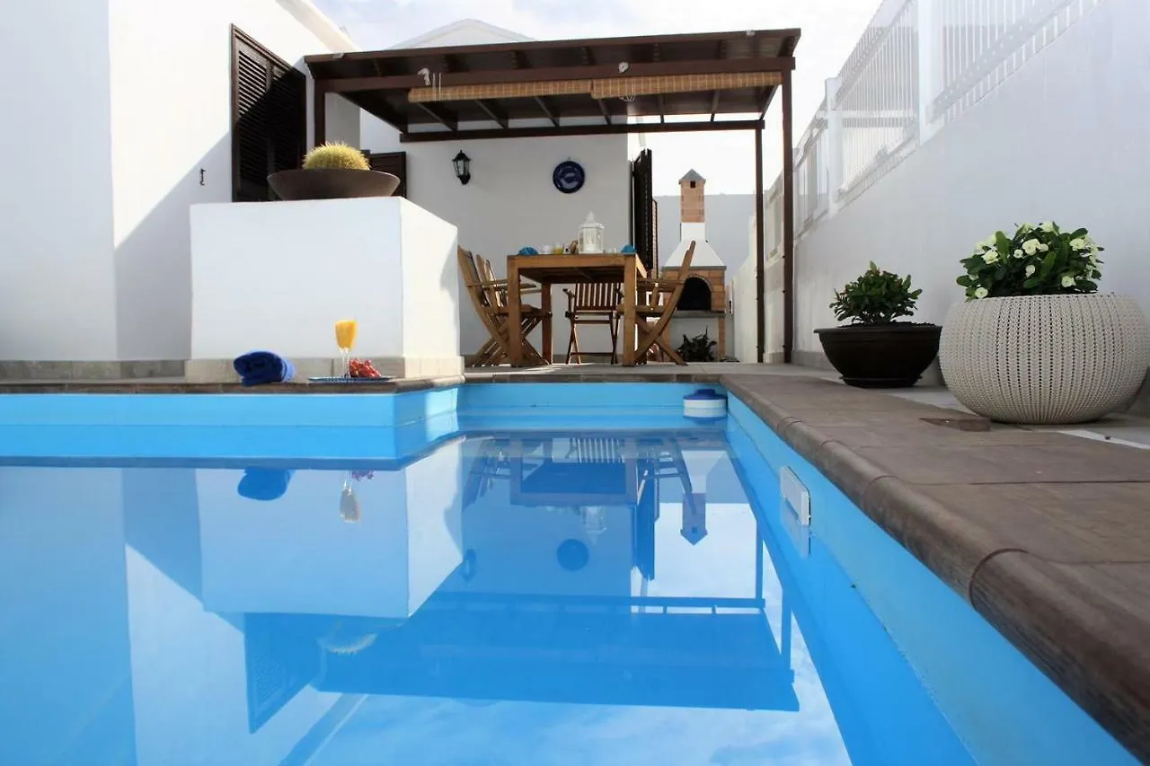 Villa Corona Roses Puerto del Carmen  0*, Puerto del Carmen (Lanzarote) Spain