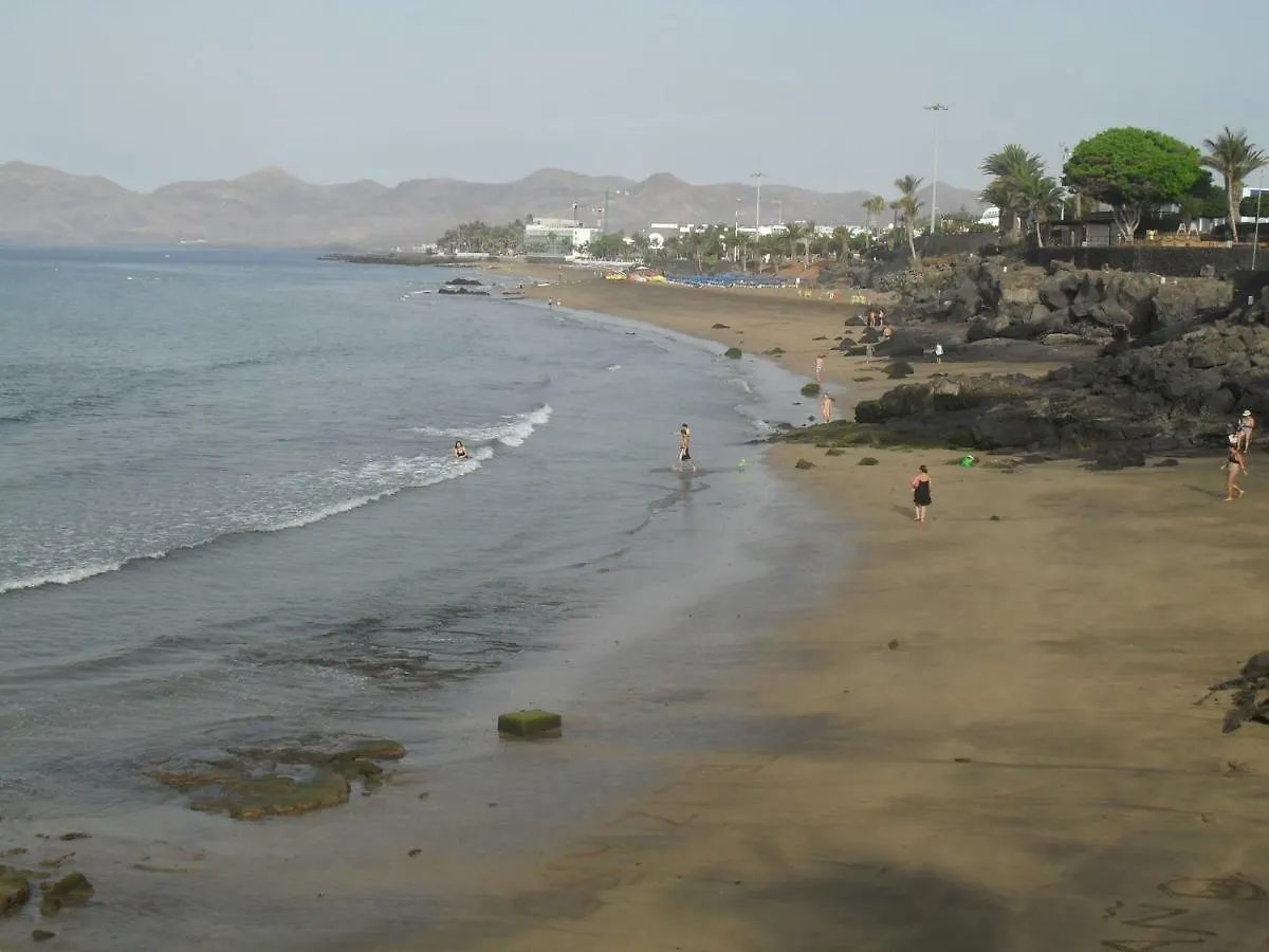 Villa Corona Roses Puerto del Carmen  0*, Puerto del Carmen (Lanzarote)
